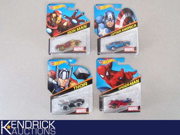 lot 18 image: 4 MINT on Card 2014 Marvel Superhero Cars #1-4