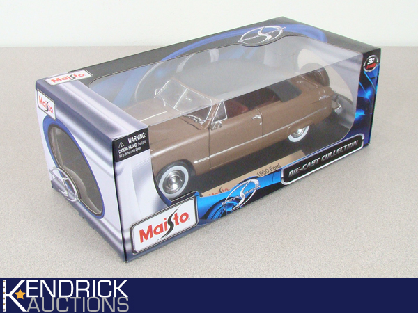 lot 43 image: MIB Maisto Special Edition 118 Scale 1950 Ford