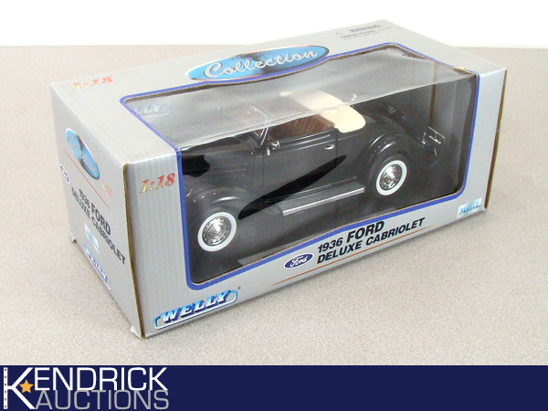 lot 46 image: MIB Welly 118 Scale 1936 Ford Deluxe Cabriolet