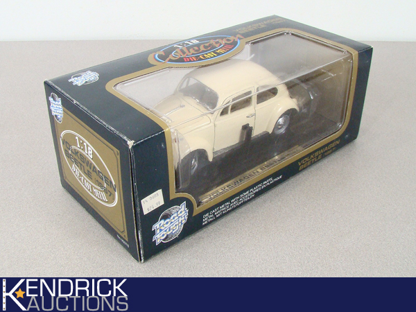 lot 50 image: MIB Road Tough 118 Scale 1967 Volkswagen Beetle