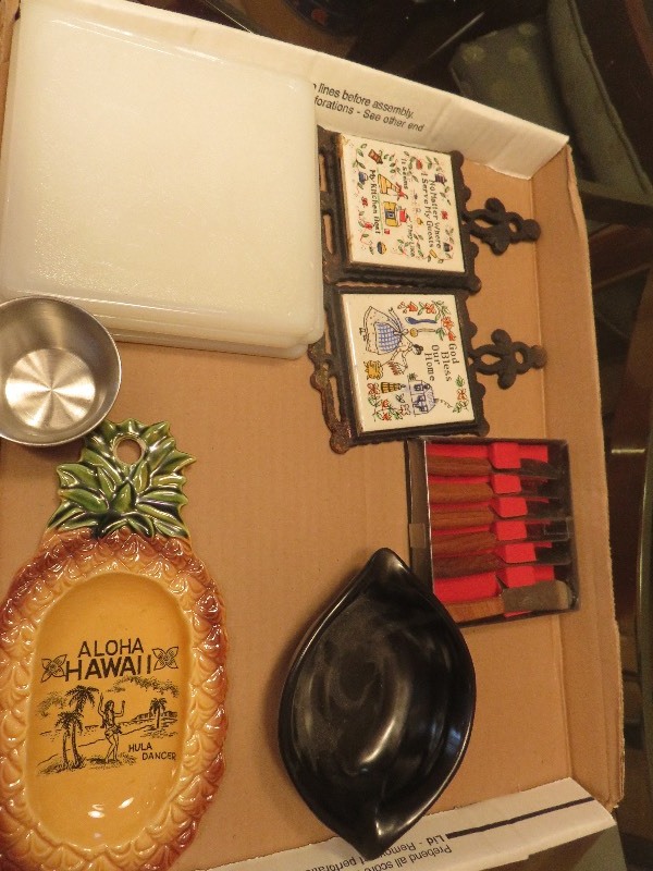 Kitchen lot