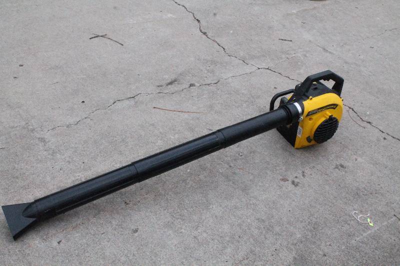 Leaf Blower
