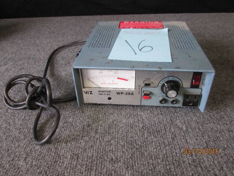 lot 16 image: VIZ Monitor WP-29A powers on and se...