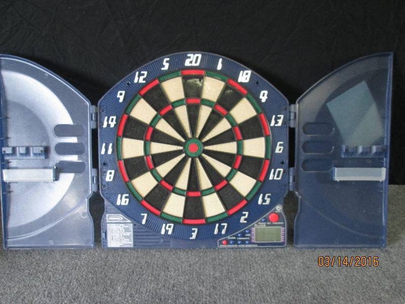 lot 29 image: Halex electronic dart board, untest...