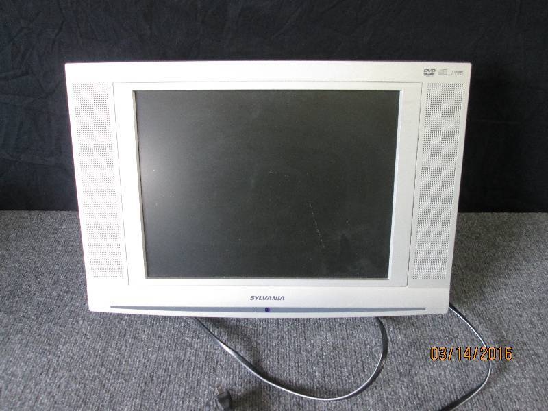 lot 30 image: Sylvania LCD TV DVD combination mod...