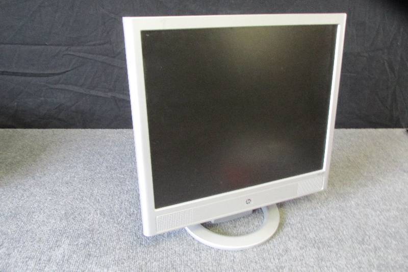 lot 66 image: HP 17 flat screen monitor HP vs17 ...