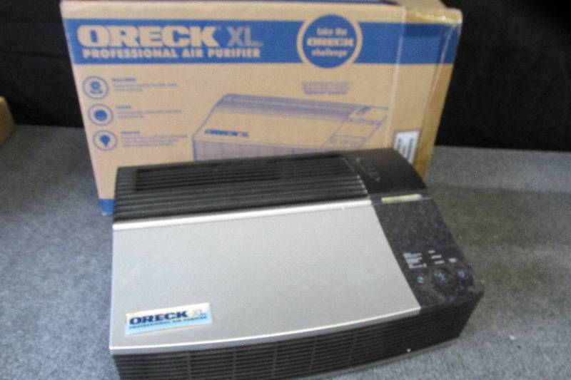 lot 97 image: Oreck XL professional air purifier,...