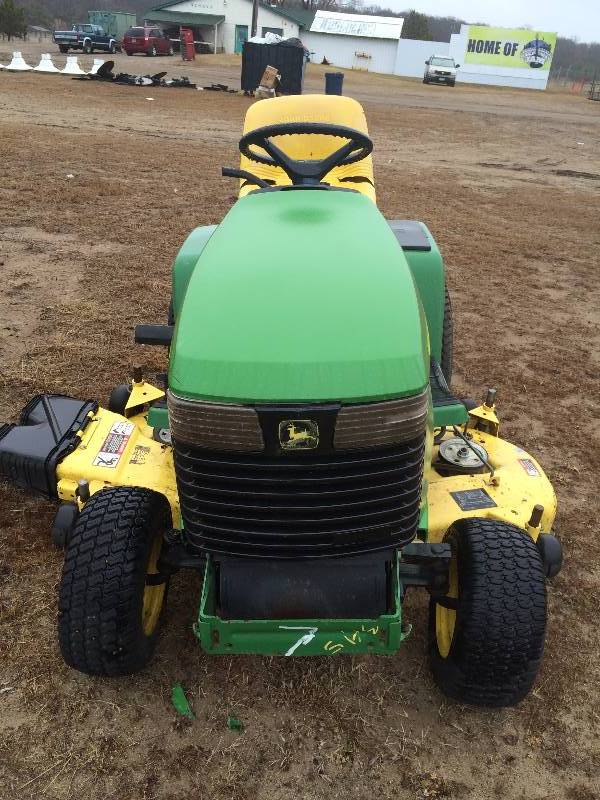 lot 13 image: JD 345 Lawn Mower