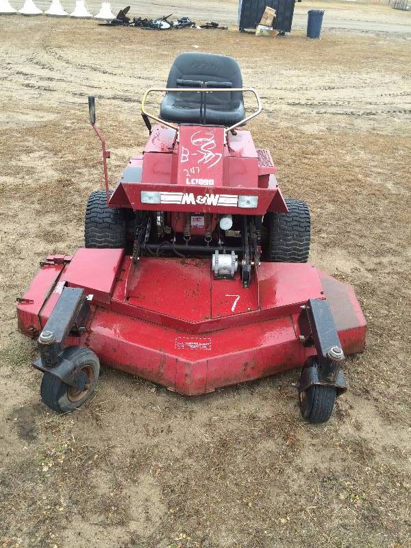 lot 14 image: M&W Lawn Mower