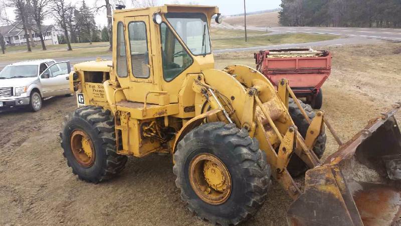 lot 21 image: Cat 950 Front End Loader