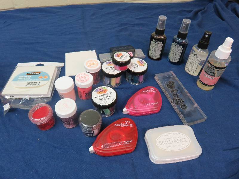 Scrapbooking Lot