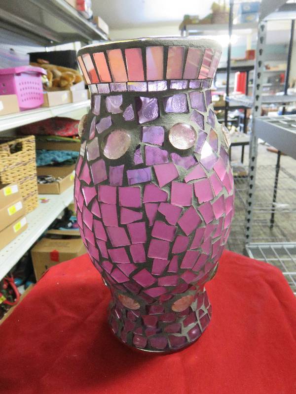 Art deco candle holder