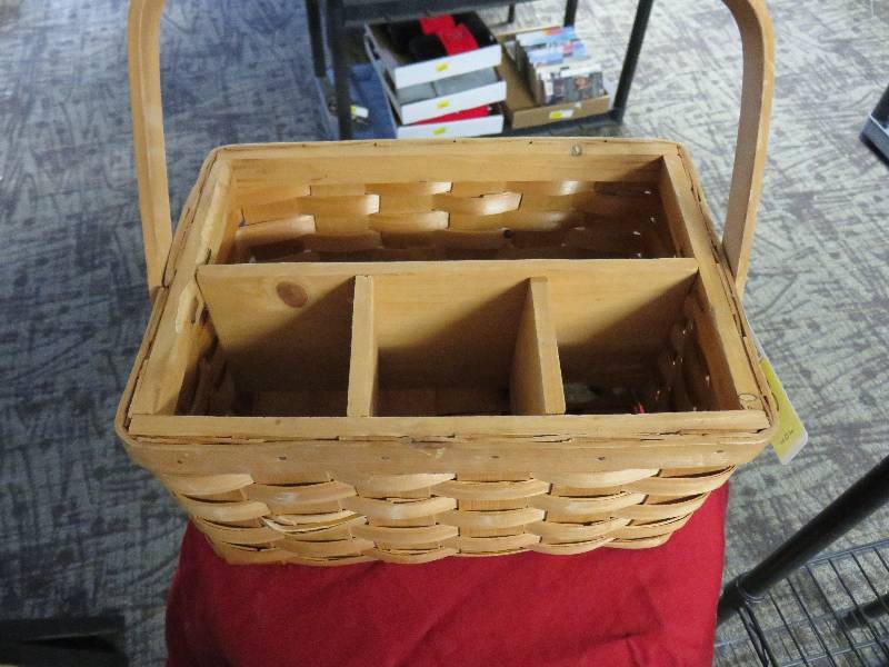 Small wicker kitchen basket