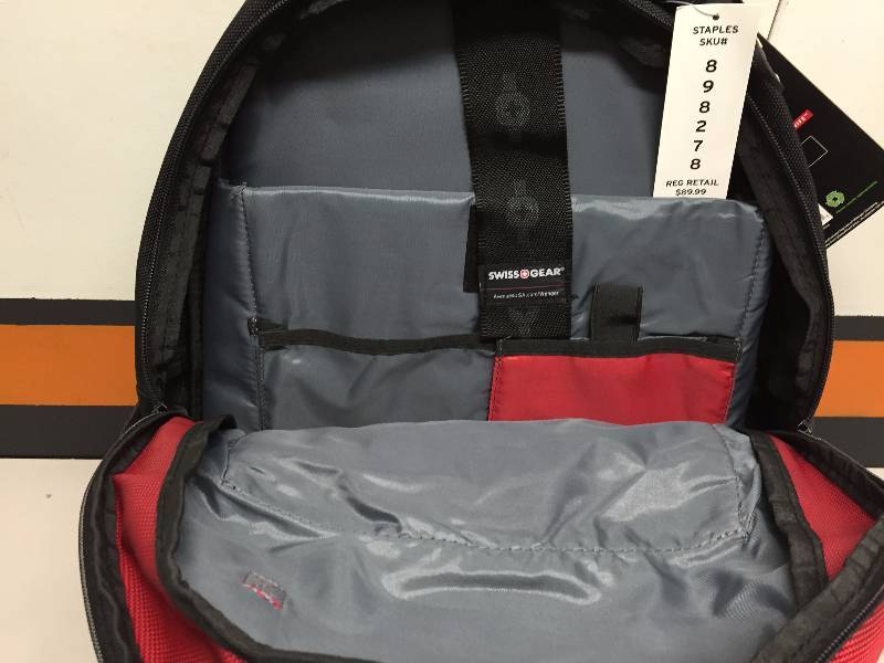 lot 27 image: SWISS GEAR COMPUTER BACK PACK