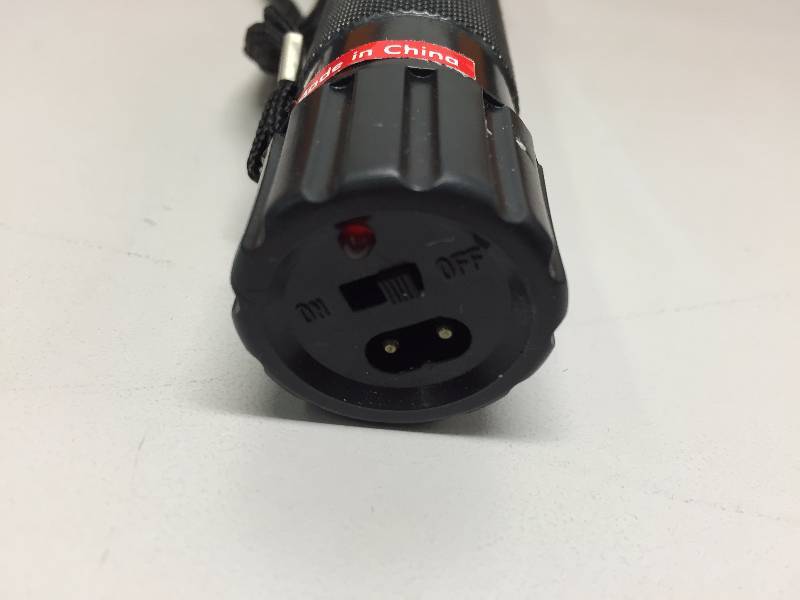 lot 32 image: CHEETAH RECHARGEABLE STUN GUN WITH LED FLASHLIGHT