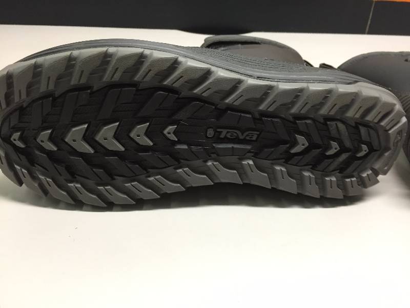 lot 60 image: TEVA COLLINS MENS WINTER BOOTS