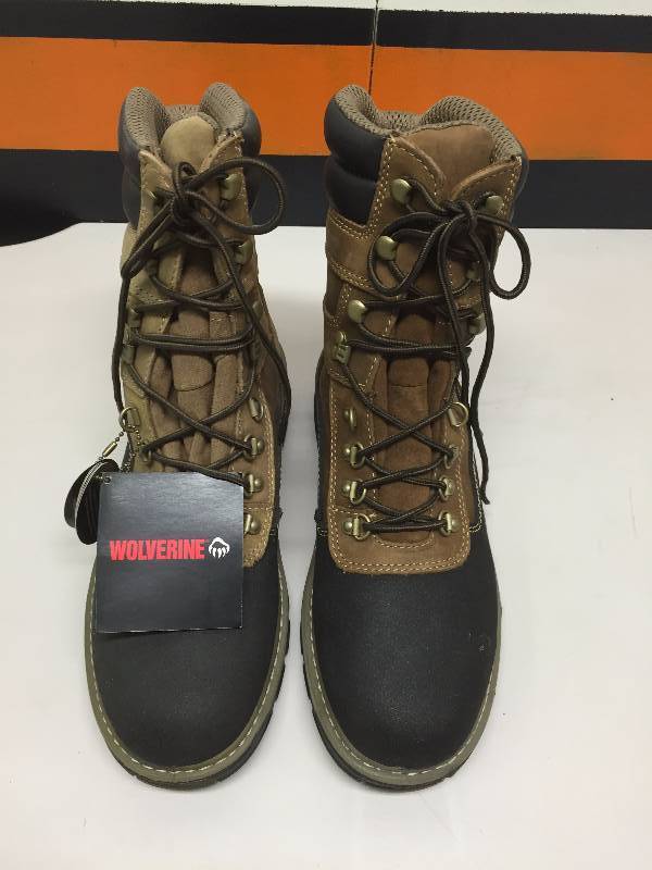 lot 62 image: WOLVERINE BOOTS