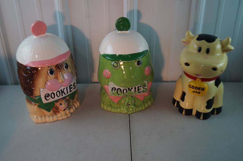 Large Cookie Jar Lot