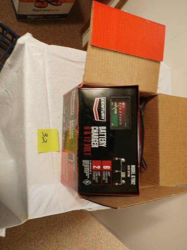 Battery Chargernearly new