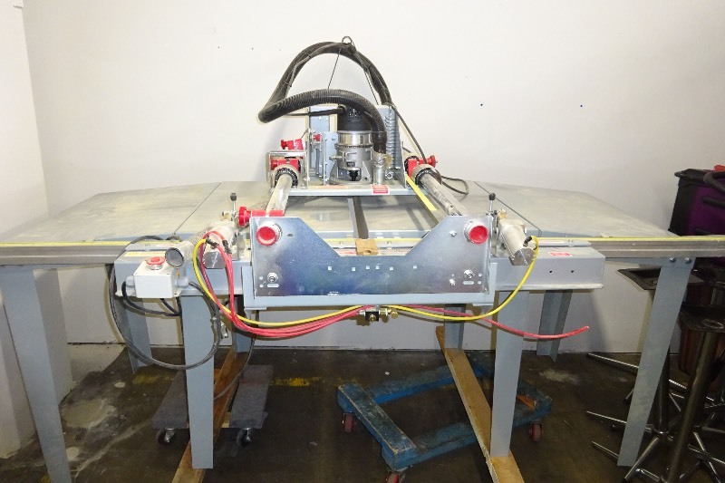 lot 1 image: Panel Saw Model TR2