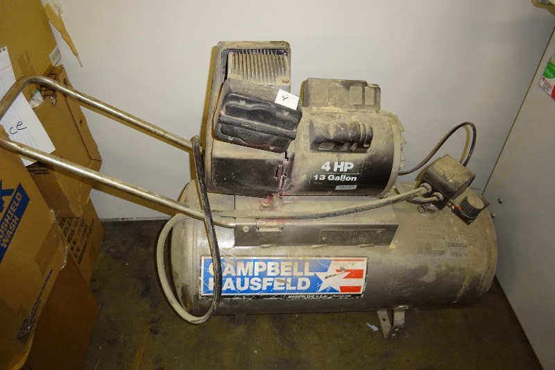 lot 4 image: Campbell Hausfeld 4 hp 13 gallon air compressor