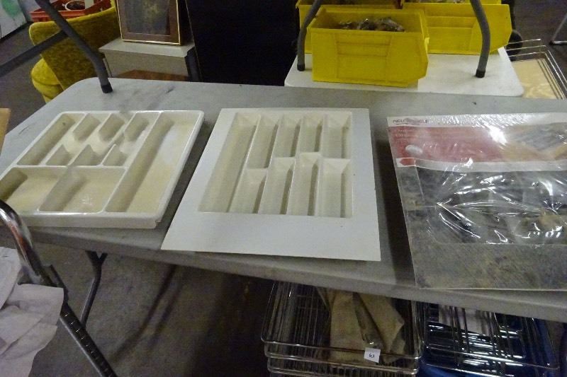 lot 69 image: Silverware trays