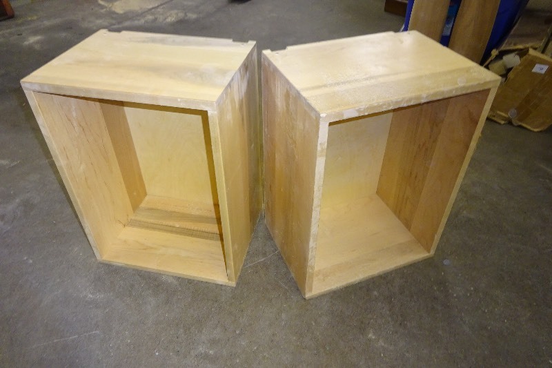 lot 73 image: 2 drawers