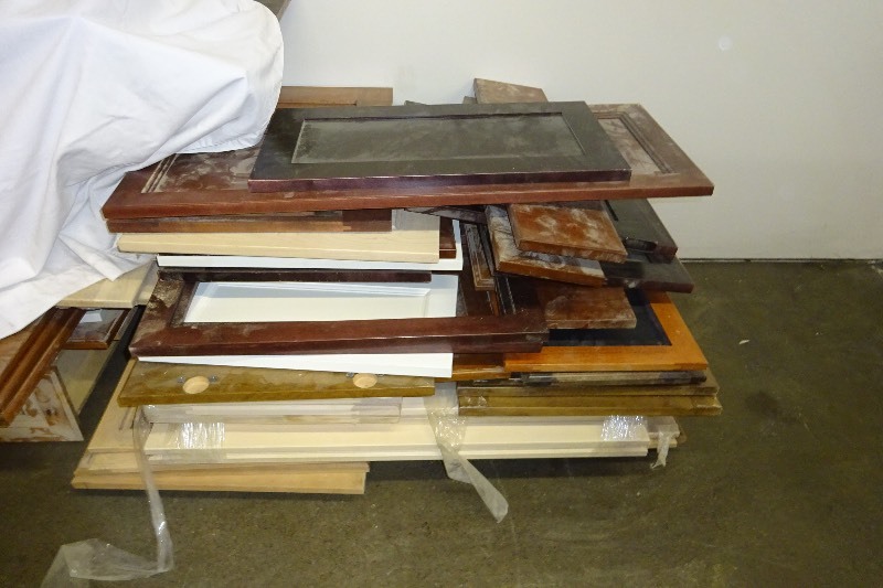 lot 78 image: Cabinet doors