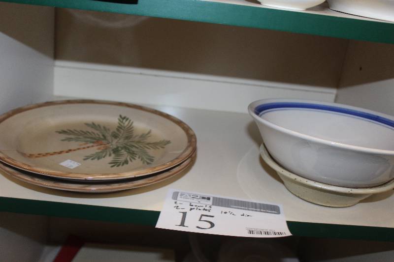 lot 15 image: Home Trends China Set