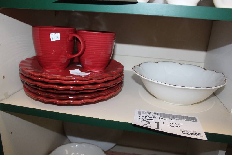 lot 21 image: Park Designs Village Collection China Set