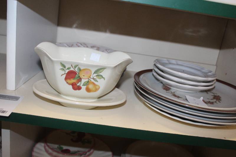 lot 44 image: Full Shelf Lot of Kitchen Ceramics