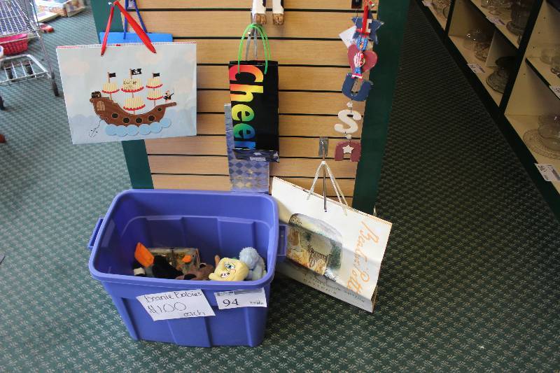 lot 94 image: Wall Lot of Toys