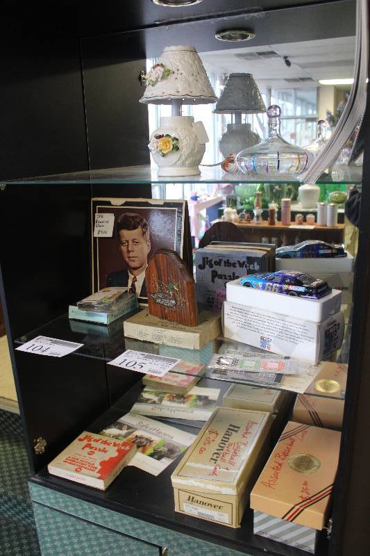 lot 104 image: Shelf Lot of Miscellaneous Collectibles, Decorations