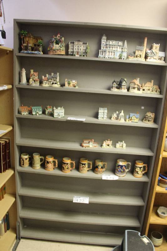 lot 122 image: 8-Shelf Bookcase, Contents Not Included
