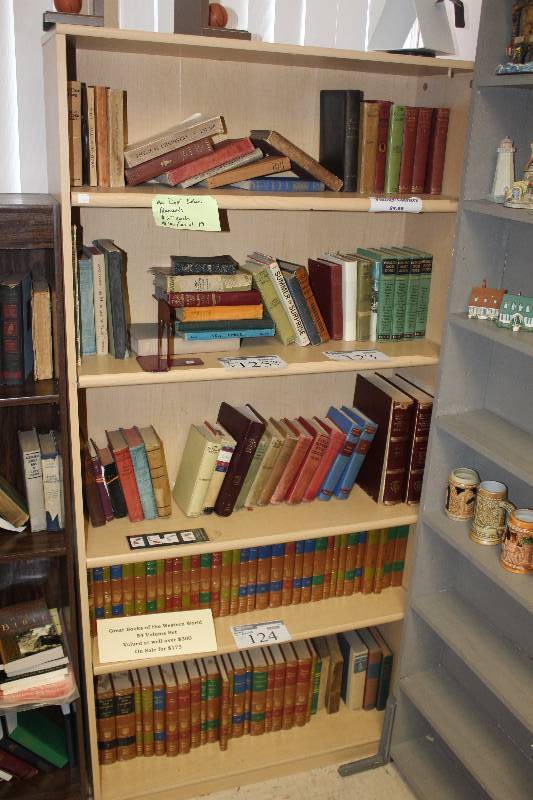lot 125 image: 5-Shelf Bookcase, Top of Cabinet Contents Included