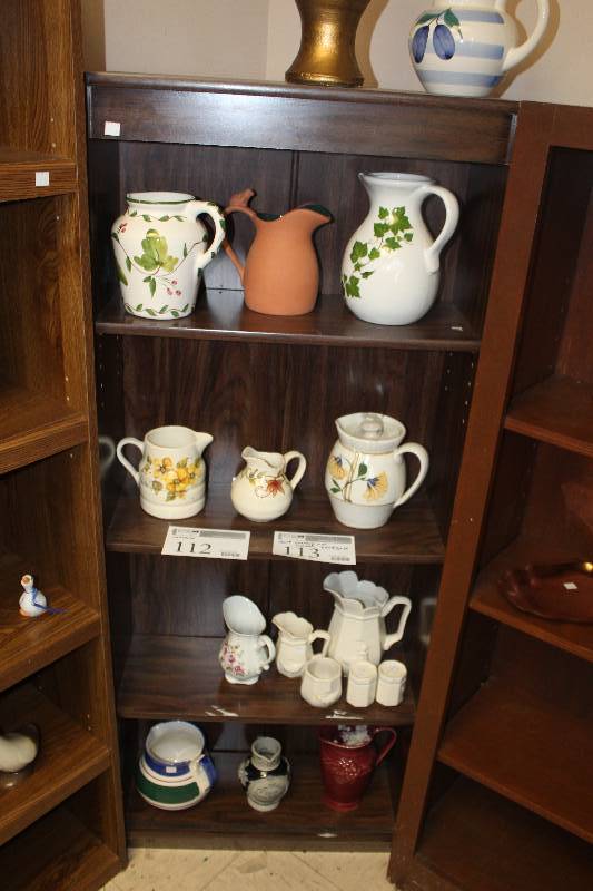 lot 112 image: Shelf Lot of Ceramic Decorations