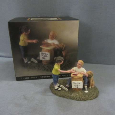 lot 30 image: Harley Young Rider Figure