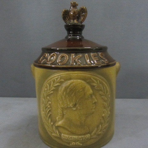 lot 39 image: G Washington Cookie Jar