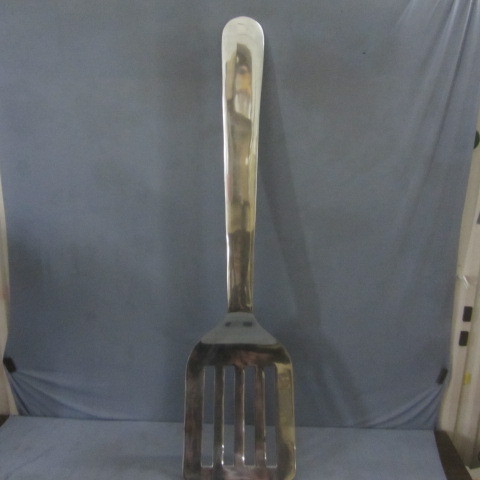 lot 53 image: Advertising Spatula