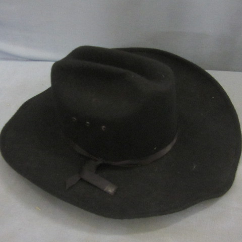 lot 71 image: Western Express Cowboy Hat