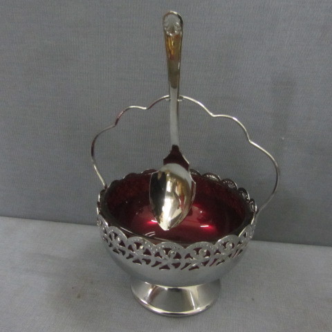lot 78 image: Cranberry Jelly - Jam Set