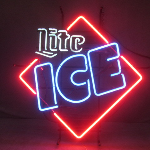 lot 105 image: Lite Ice Beer Lighted Sign