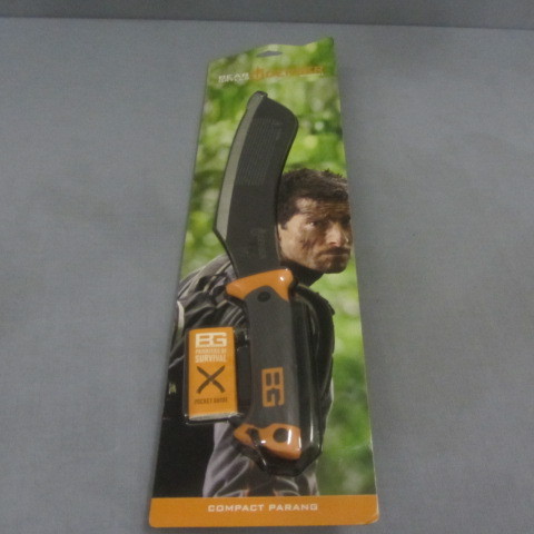 lot 113 image: Gerber Machete