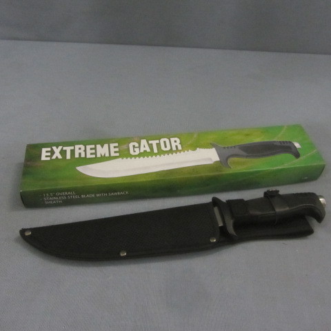 lot 120 image: Tiger Edge Knife Co Extreme Gator