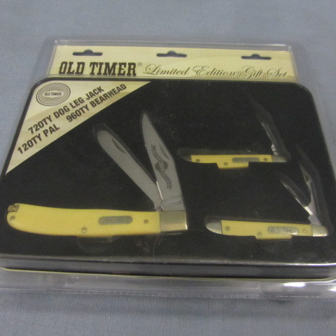 lot 122 image: Old Time Knife Set