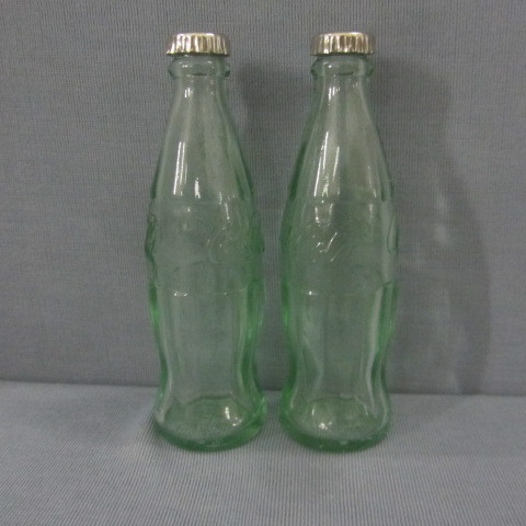 lot 150 image: Coca-Cola Salt & Pepper