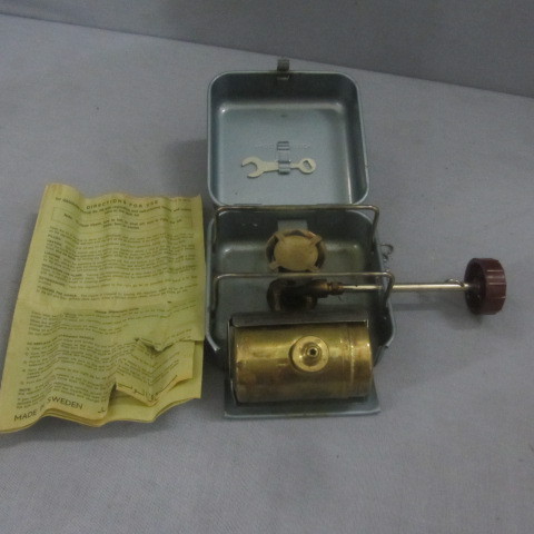 lot 193 image: Portable Primus Camp Burner