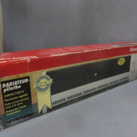 lot 240 image: Honeywell Baseboard Heater