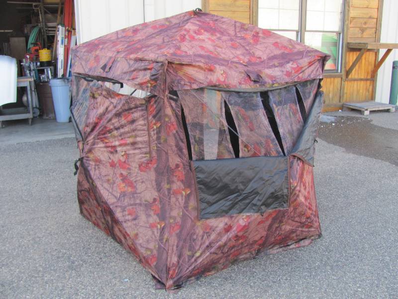 lot 15 image: Hunting Blinds