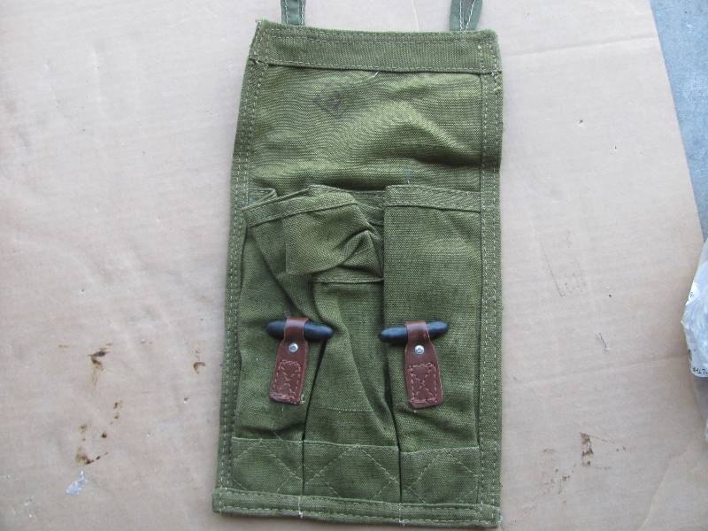 lot 61 image: Shooting Accessories